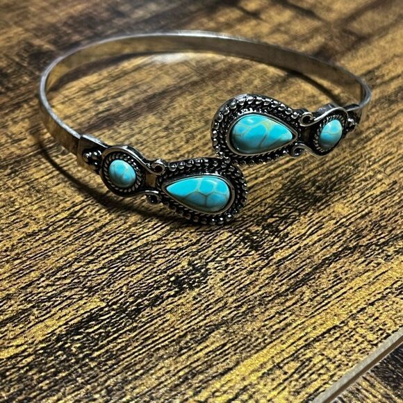 Western Fake Turquoise Stone Antique Cuff Bangle Bracelet - Picture 6 of 9
